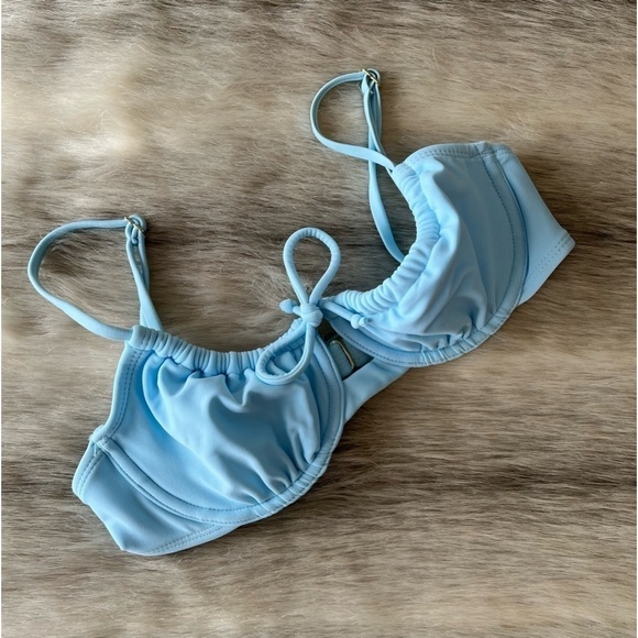 Xhilaration Other - XHILARATION Light Blue M Underwire Gathered Drawstring Bikini Top Gold Hardwear